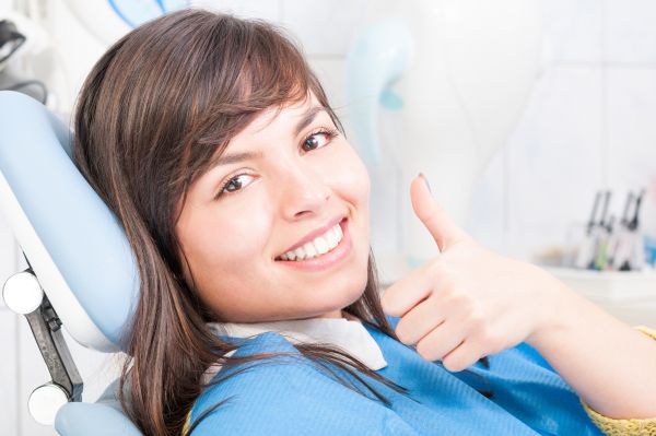 What Are The Advantages Of Getting Dental Implants